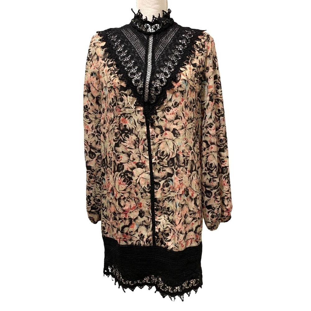 BCBGeneration Dress Sz 6 Lace Trim Mini In Black Haze Comb Roses Romantic $158 - Picture 5 of 13
